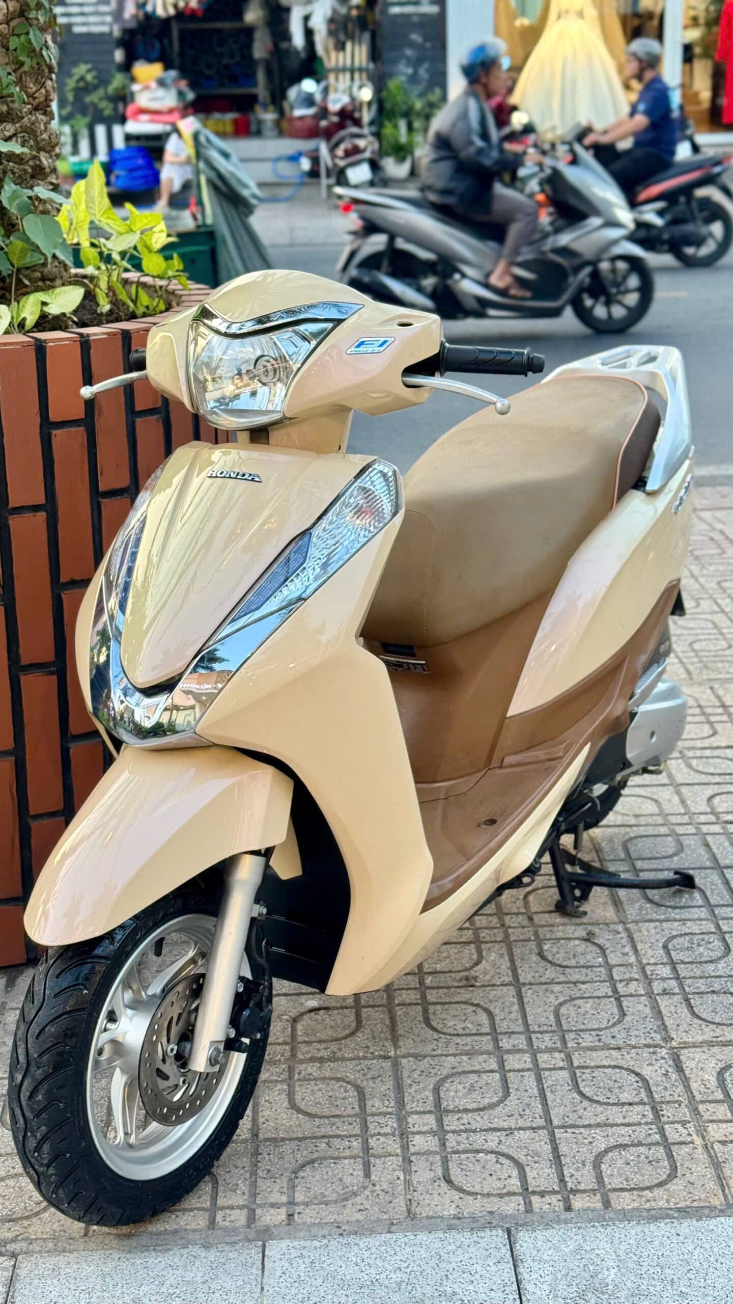 Cho Thuê Xe Honda Lead Fi 1790829453237 1562033248331349810 8343508351245401685 5af191a16726154d41864b9c2a7f66c8 scaled